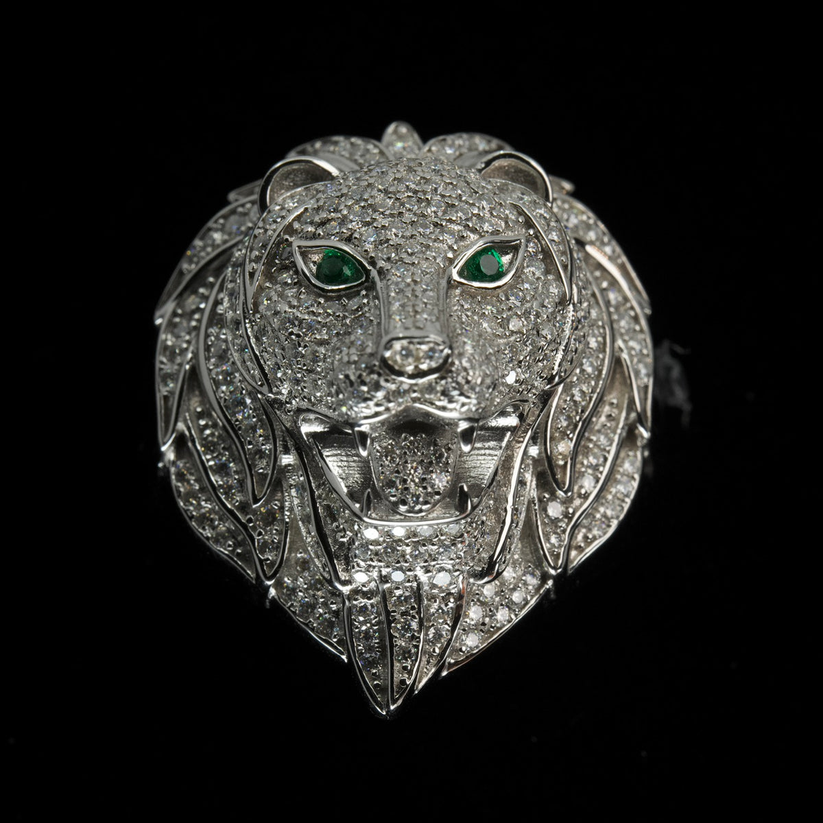 Men's Sterling Silver Lion Head Ring with Moissanite and Green Accents, Size 11