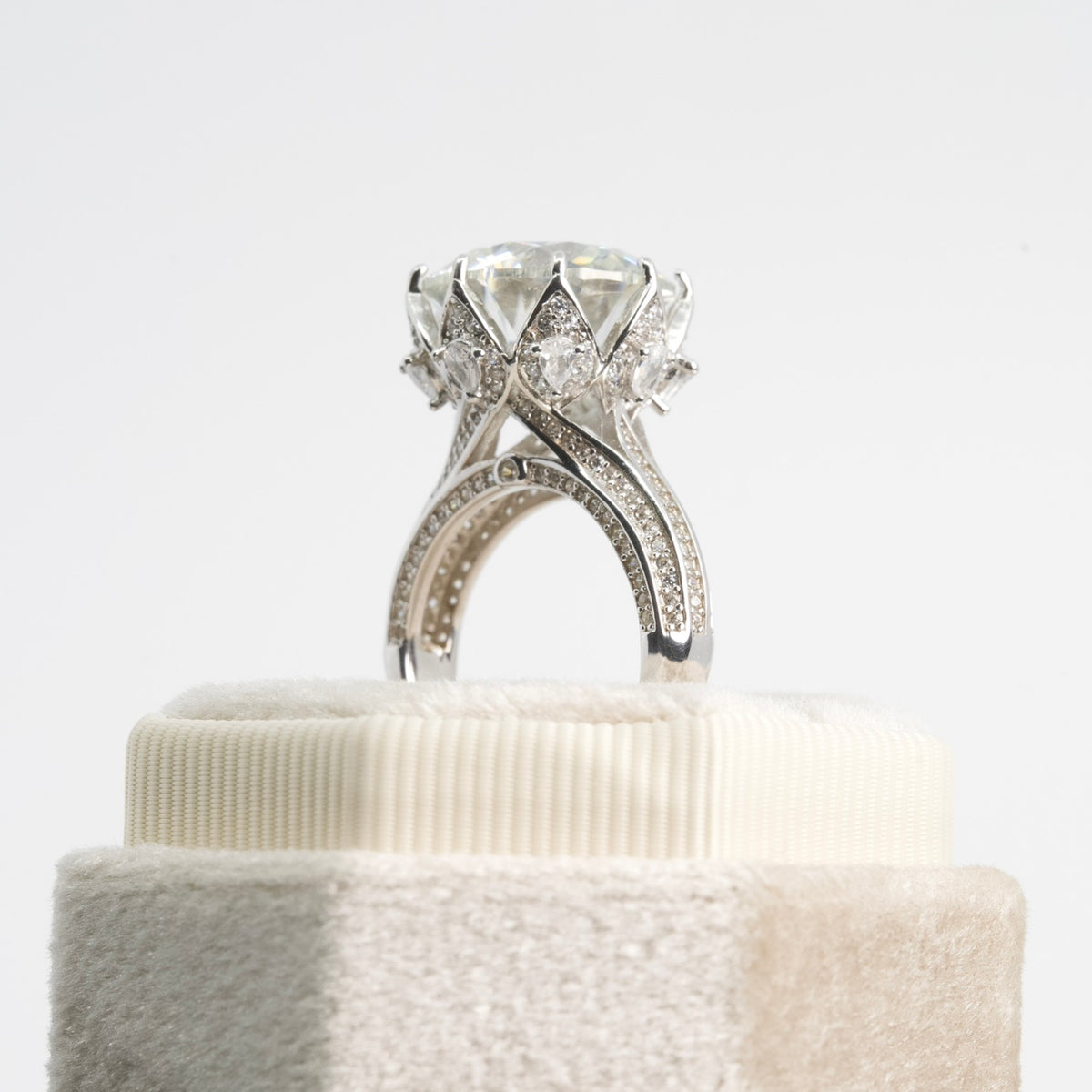 Round Brilliant Moissanite Split-Shank Pavé Engagement Ring in Silver (2)