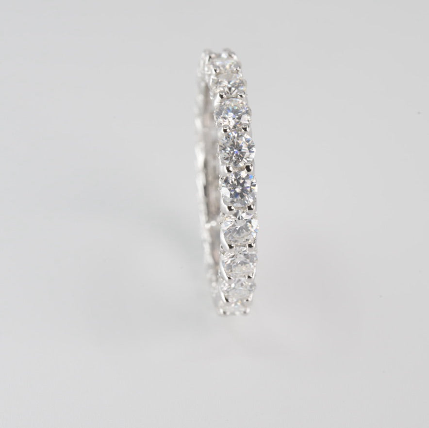 Silver Round-Cut Moissanite Full Eternity Band Ring (2)