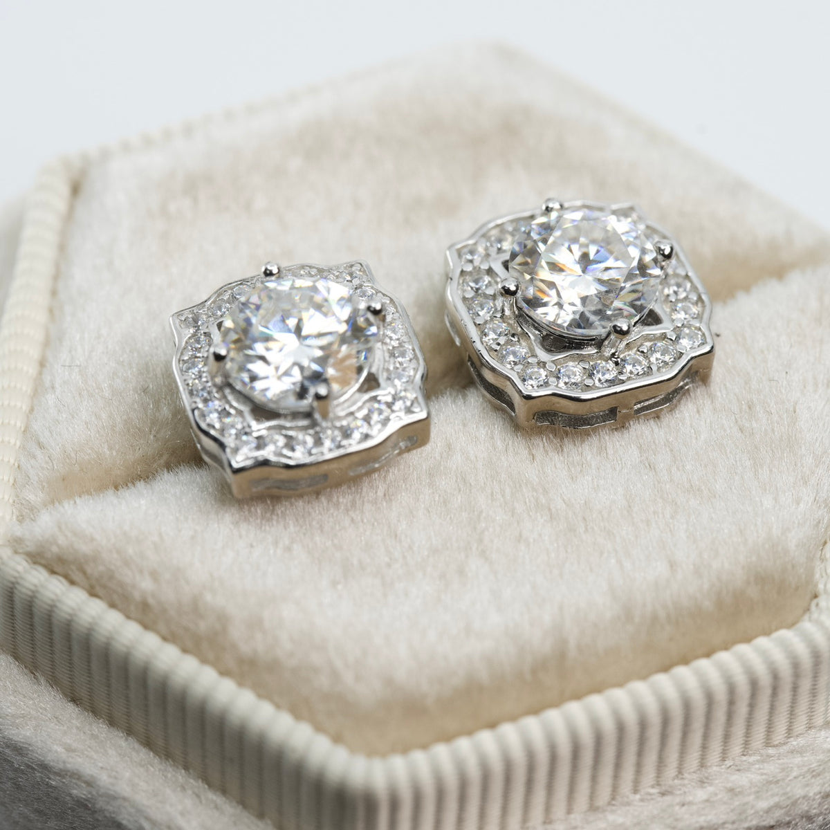 Sterling Silver Cushion Halo moissanite Stud Earrings (2)