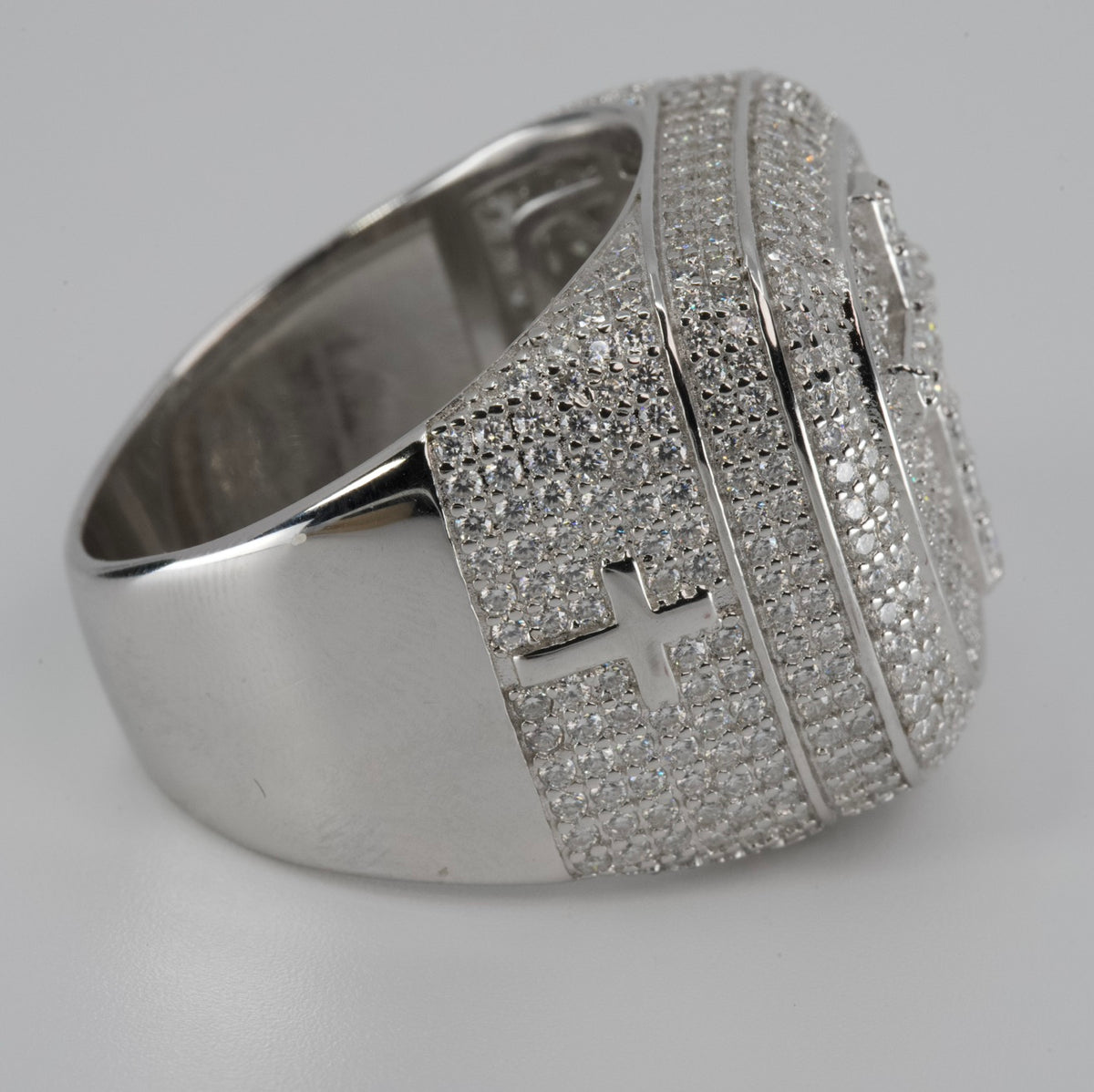 Men's Silver Pavé Cross Signet Ring with Moissanite (2)