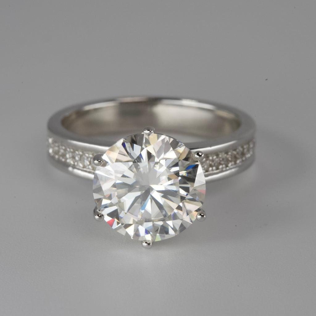 925 Sterling Silver Six-Prong Moissanite Solitaire Ring with Pavé Accents, 5ct, Size 8