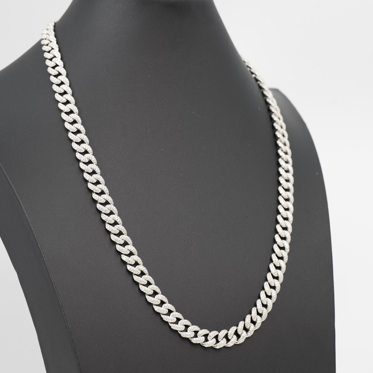 24in 925 Silver Miami Cuban Chain with 28ct Moissanite Pave, 10mm, 98g (3)