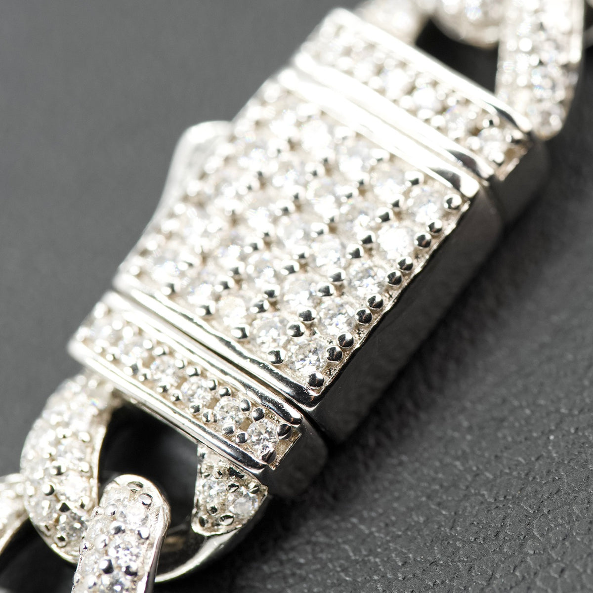22in 10mm Pave Moissanite Miami Cuban Chain in 925 Sterling Silver, 26ct, 88.75g (4)