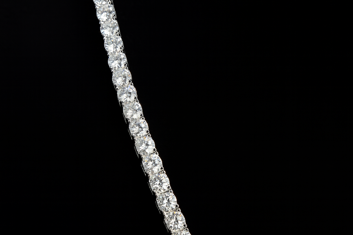 24in 925 Silver 60ct Moissanite 5mm Round Brilliant Tennis Necklace, 51g (2)