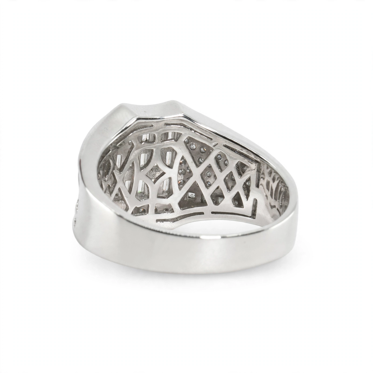 Men's Shield-Cut 925 Silver Wide Band Ring with Baguette and Pavé Moissanite 4.00ct (4)