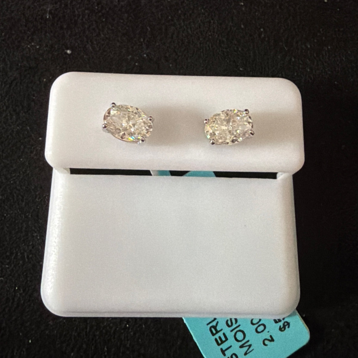 925 Sterling Silver Moissanite 2.0ct Stud Earrings (2)