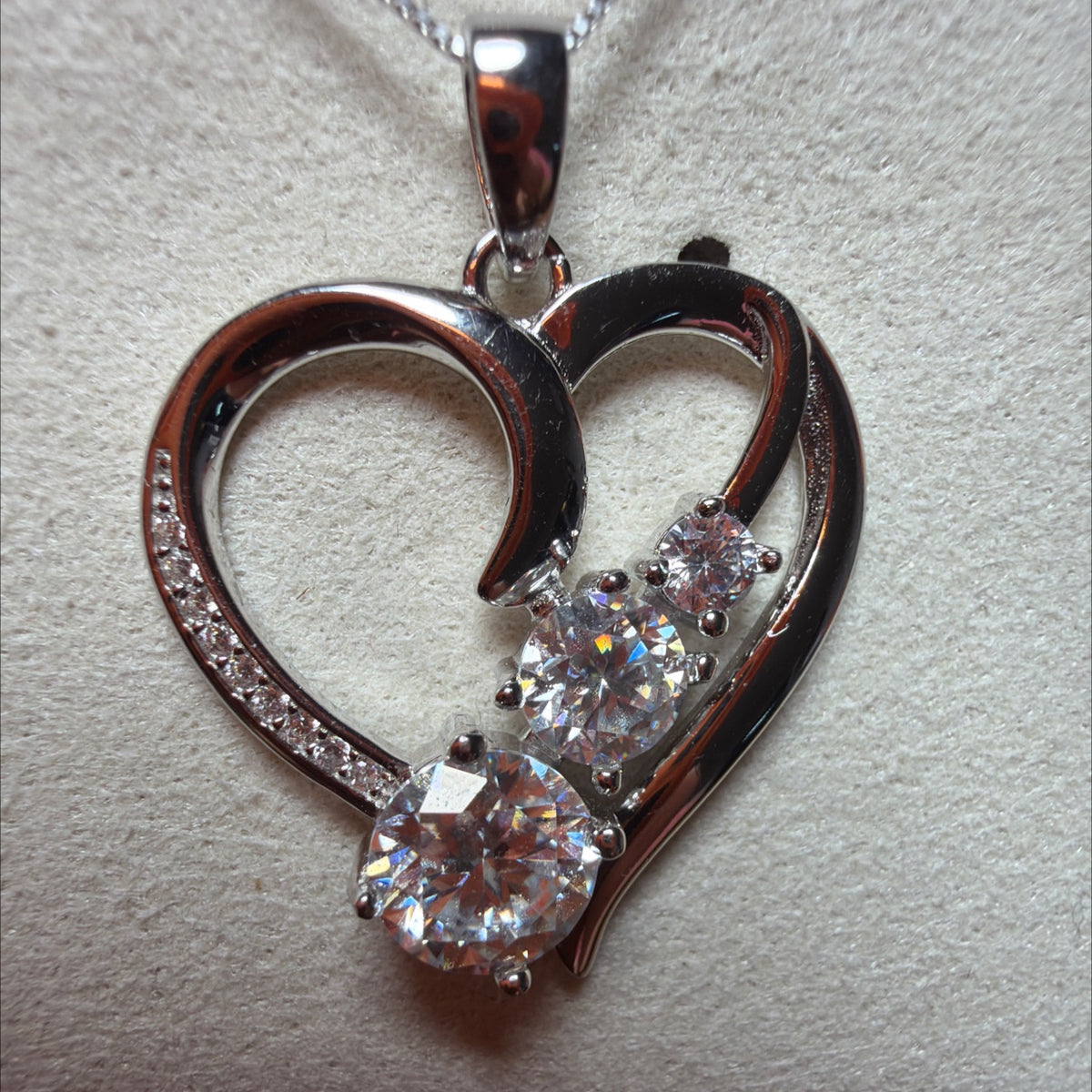 925 Sterling Silver Heart Princess Necklace with 2ct Moissanite (3)