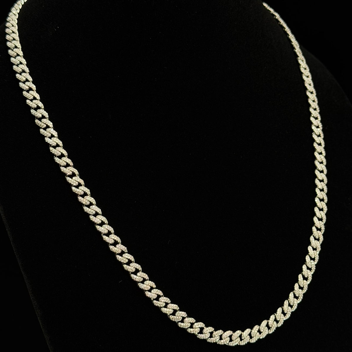 925 Sterling Silver Miami Cuban Chain with 20ct Moissanite, 24in 6mm (2)