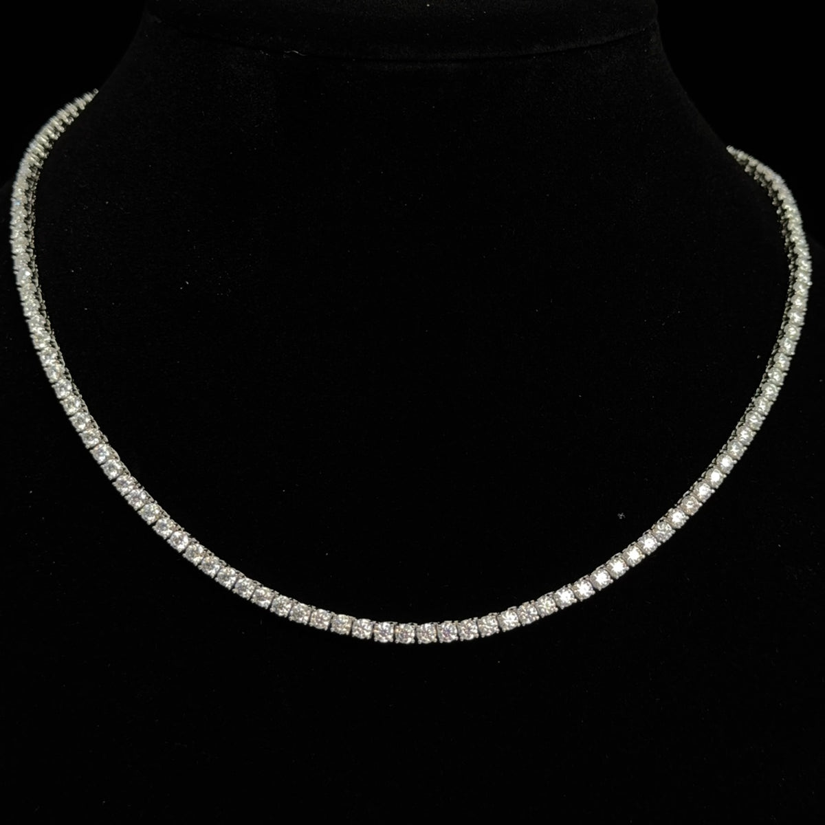 Luxury 925 Sterling Silver 11ct Moissanite Tennis Necklace 18in (3)