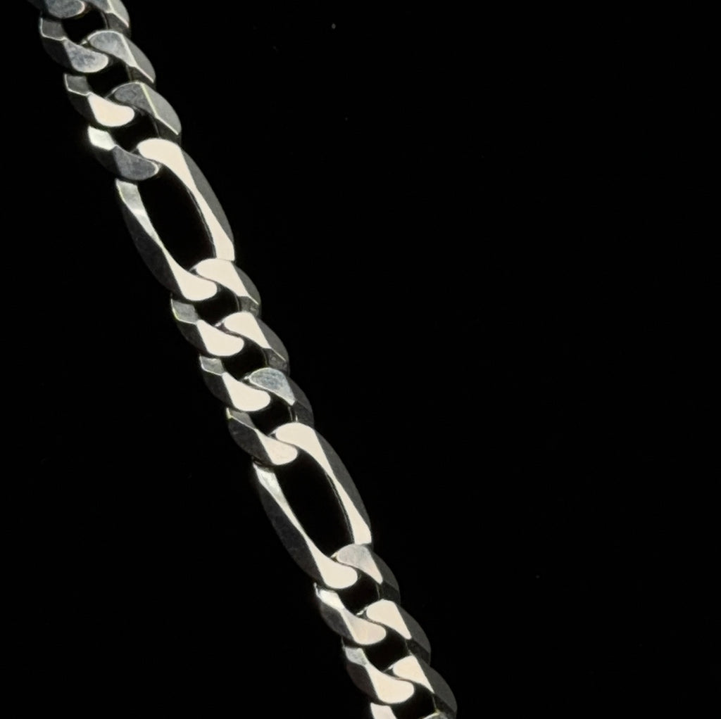 Italian 925 Sterling Silver Figaro Chain Necklace 8mm 26in 38.7g (6)