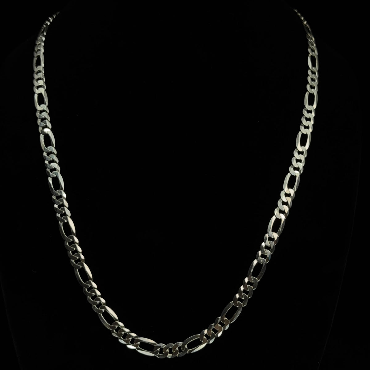 Italian 925 Sterling Silver Figaro Chain Necklace 8mm 26in 38.7g
