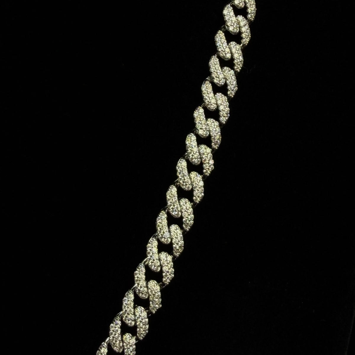 925 Sterling Silver 24in Moissanite Cuban Chain 20ct 6mm (5)