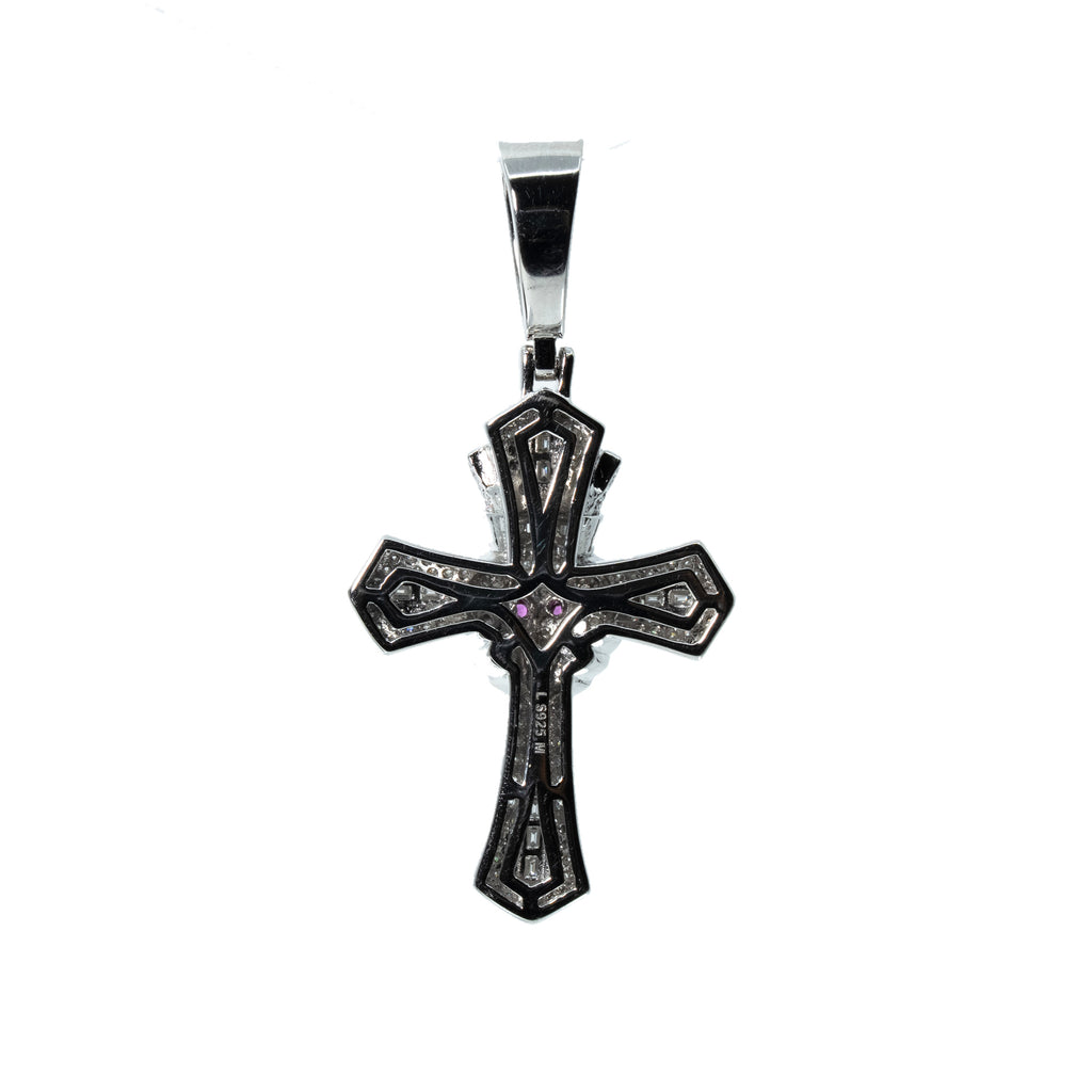 Crowned Lion Head Moissanite Cross Pendant in 925 Sterling Silver 8ct (2)